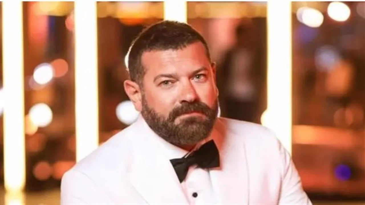 بوابة نور الشريف.. محطات فنية نقلت عمرو يوسف من البداية إلى العالمية